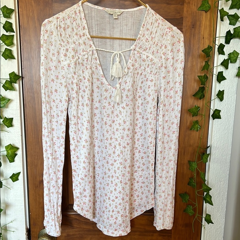 LUCKY BRAND Cottagecore Feminine Floral Pink Roses on White Blouse | S